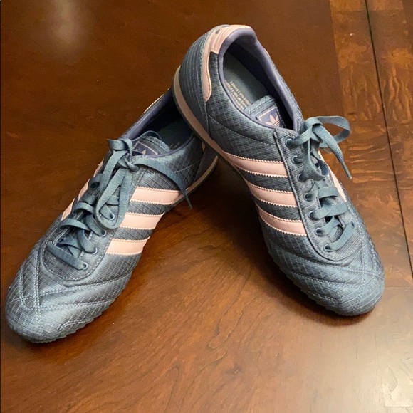 adidas vintage sneakers